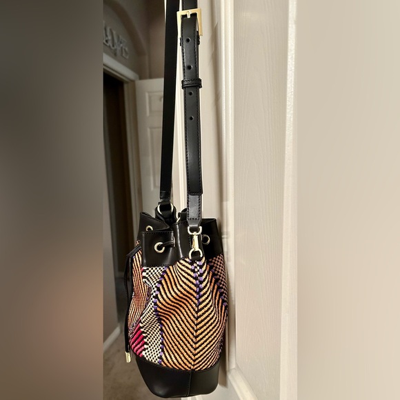 Ted Baker Taliiaa Multicolor Woven Boho Bucket Shoulder Bag BRAND NEW - Picture 6 of 11